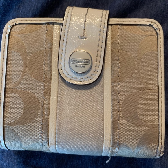 Coach Handbags - Authentic Coach Wallet